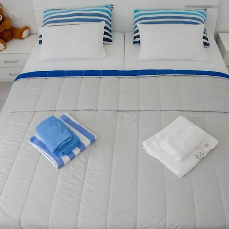 Summer Dream House Maria דירה